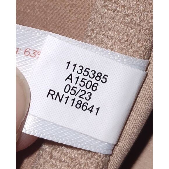 Cacique Totally Smooth Full Coverage Front-Close Bra Size 38G - Picture 6 of 8